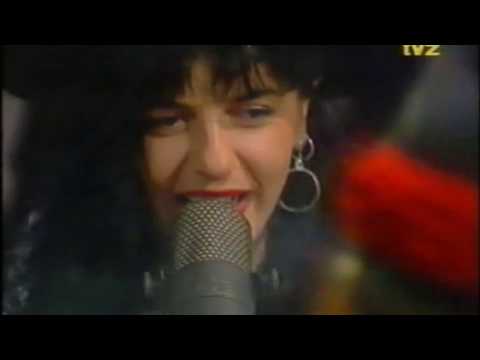 Cacadou Look   Baum bam bam   'Maskerade'