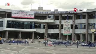 Düzce'de Yıkım Çalışması Süren Belediye Binasında Yangın