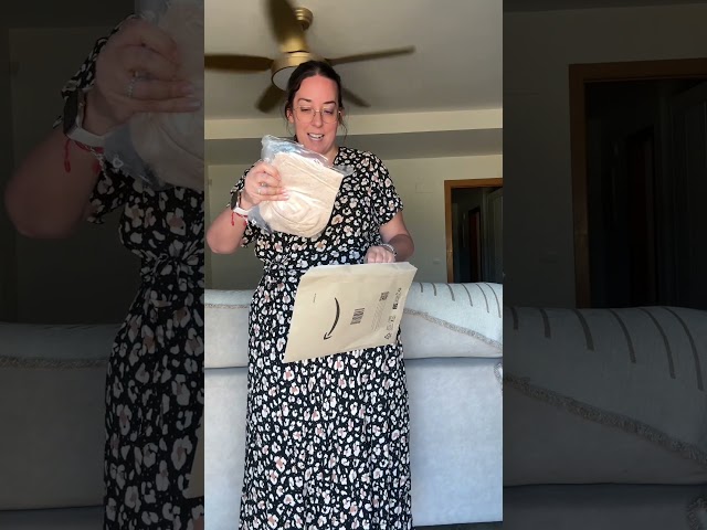 Vídeo relacionado con Lemef Sujetador sin Tirantes sin Costuras Bandeau Elástica con Rellenos Extraíbles para Mujer