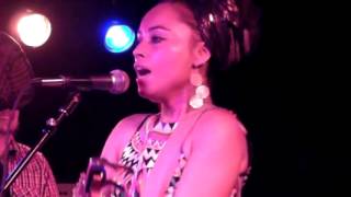 Saritah - Warrior Live at Moe's Alley