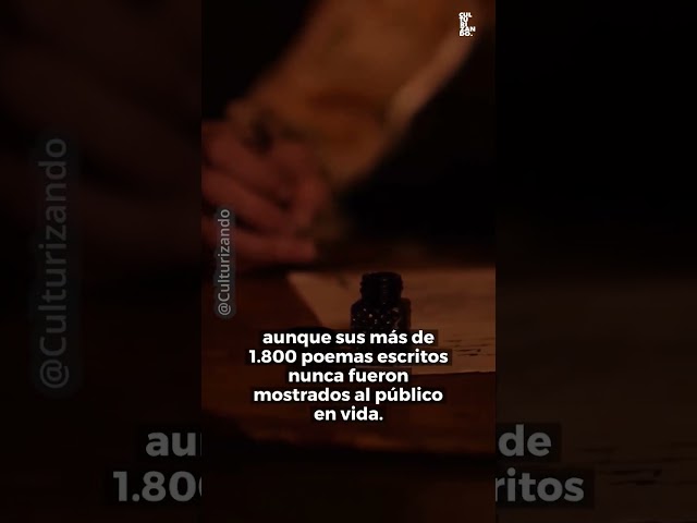 Vídeo relacionado con Poesía Portátil en femenino