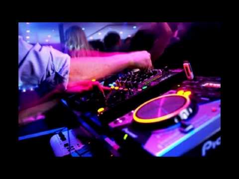 AlexUnder Base feat Mirela/Tom Boxer feat Antonia - Feelings for Morena remix