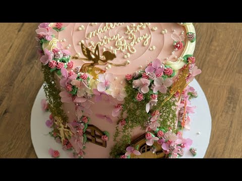 A fairy first birthday cake🥹🥰🩷💕🌸🌷🌱✨🧚‍♀️ 