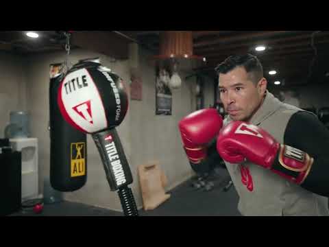 TITLE Boxing Deluxe King Cobra Reflex Bag with Anchor Bags Demo