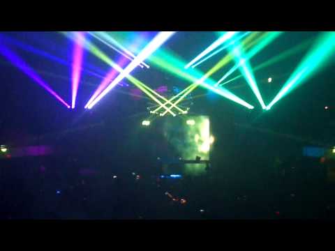 Bassnectar -" Weed Wid da Macka" Basslights 2013 Hampton, VA (HD)