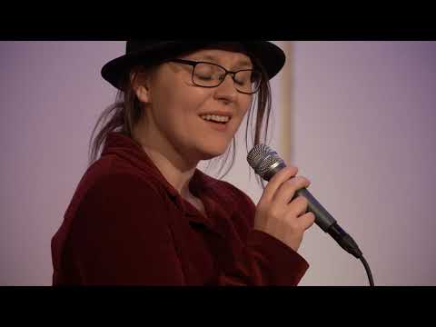 Iga Osowska, Yuliia Holub & Lucas Kolbe - Inútil Paisagem