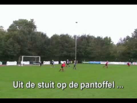 Voetbal in de wind (Bergambacht E1 - Nieuwerkerk E2 4-6 (1-4)