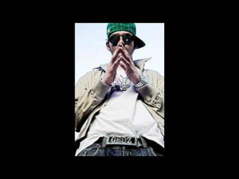 Gedz - Ona chce mnie ft. Esz