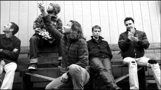 Pearl Jam - I Believe In Miracles (Studio Version - Ramones cover)