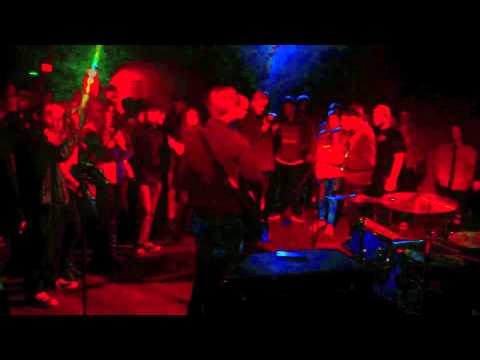 Boy Crush - Girls Don't Like Me (Live)