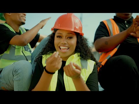 Funky Qla, Argento Dust & Maline Aura -  Utshwala (Official Video)