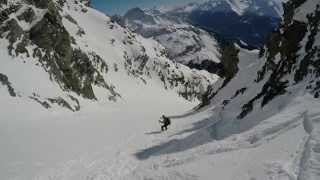 preview picture of video 'Skiing the Couloir de Beaumartin with Alain Stevenet - French Alps near Modane - Feb 2015'
