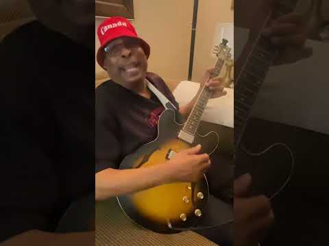 Lucky Lloyd ~ Stevie Ray Vaughan ~ Mary had A Lil Lamb