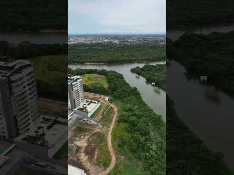 Encontro dos rios Urupá e Machado na Ilha do Coração