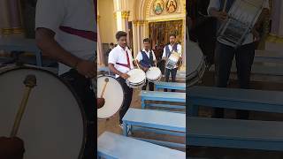 Download lagu உம்மை தேடி வந்தேன் சுமை தீரும் அம்மா 🙏 mp3