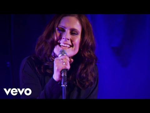 Alison Moyet - Love Reign Supreme