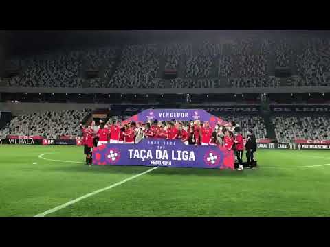 Sport Lisboa e Benfica conquista a Taça da Liga feminina 2020/21.🏆❤️⚪