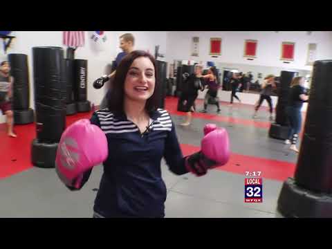 On The Road: Boxing at Seung Ni