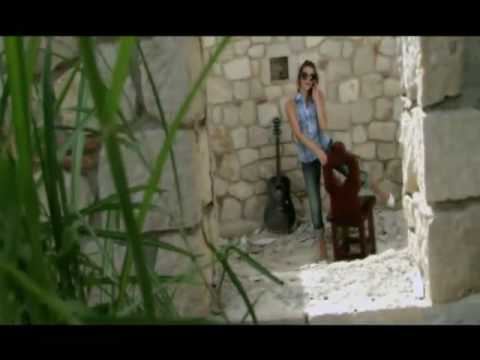 Ester Hoxha - Kush je ti?