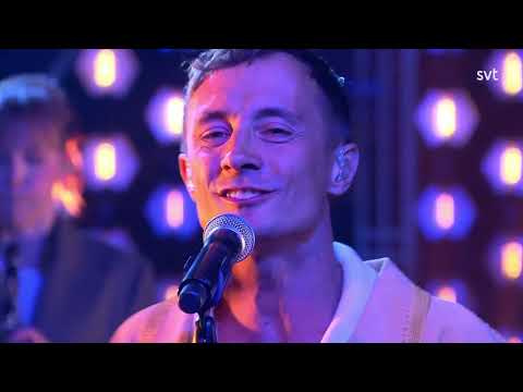 Daniel Adams Ray - Ettor och nollor  @ Carina Bergfeldt 2025