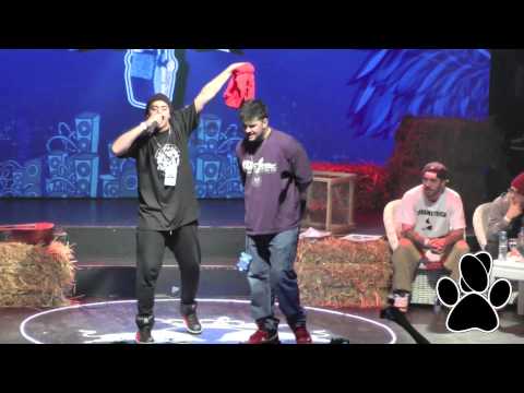 Kodigo vs Papo MC - Batalla de los Gallos Red Bull 2013 Argentina