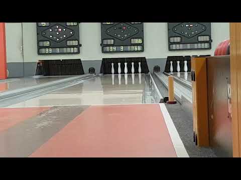 Miše Mrkonjić kuglanje (bowling)