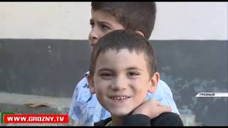 Фонд Кадырова организовал благотворительную акцию для детей ко Дню Ашура