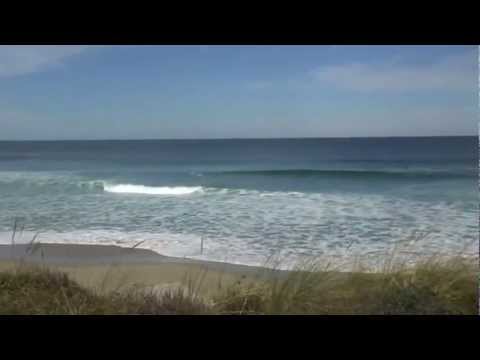 Raquel y Ruben Surfing Galicia October 2012
