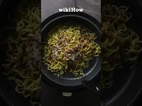 🍜 add an egg to ramen (the right way) #shorts