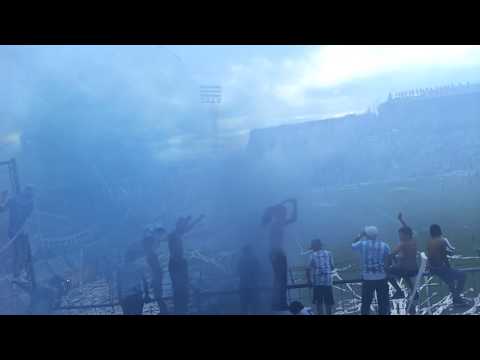 "RECIBIMIENTO Atletico tucuman 4 vs santamarina 1" Barra: La Inimitable &bull; Club: Atlético Tucumán