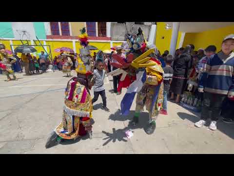 Baile de la conquista en la feria de la Cruz en Comitancillo San Marcos.