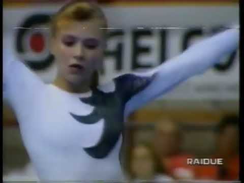 🥇 Natalia Bobrova 🇷🇺 FX 1995 ITA vs RUS