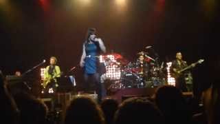 Joe Bonamassa &amp; Beth Hart &quot;Something&#39;s got a hold on me&quot; Carrè, Amsterdam 30.06.13