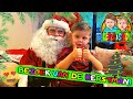 KERSTMAN OP BEZOEK MET VEEL CADEAUS ETEN IN DE SNEEUW 12