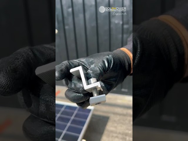 Vídeo relacionado con SyiXute 4 Piezas Soporte de Montaje de Panel Solar,Abrazaderas Centrales para Panel Solar 30 mm,Aleación de Aluminio Soporte para Módulo Solar para 30 mm Enmarcado Paneles Fotovoltaicos
