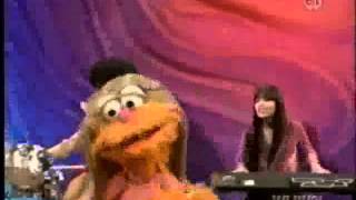 Sesame Street - Zoe sings Take Care of Your Hair