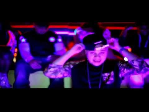 Hitmakerz Lou Armstrong Ft. Yung A GZ & Blanco - Beat it Up