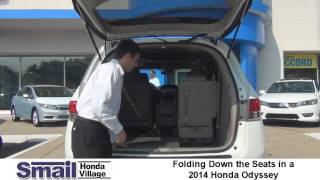 preview picture of video 'Folding Down the Back Seats in the 2014 Honda Odyssey Touring Elite'