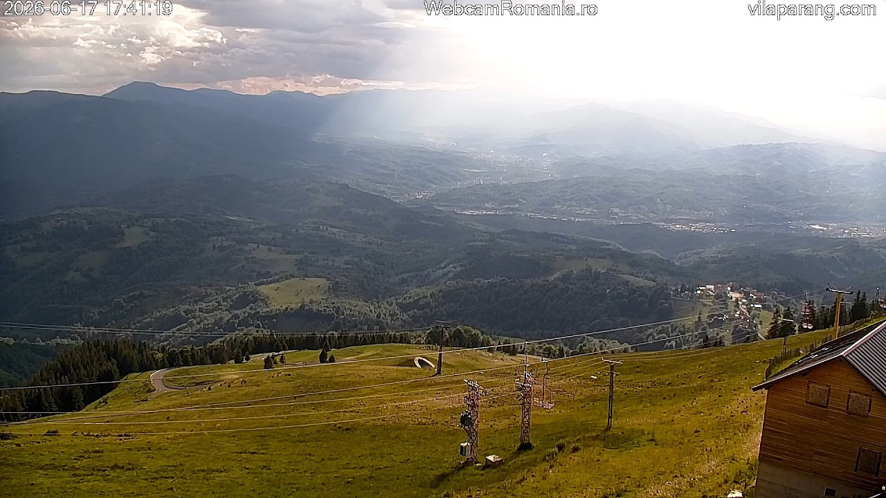 Live webcam view of Telesilla de la Estación Parâng