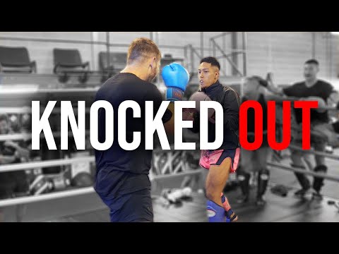 Fighting Muay Thai Fighters | Drain Every Drop - Ep 6