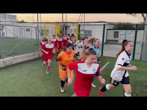 Under 17 Femminile, 2^ Giornata 2^ Fase Regionale: Femminile Riccione-Parma, ingresso in campo