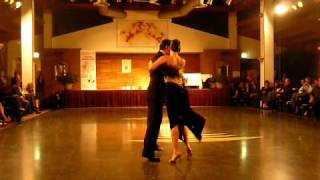 Miguel Angel Zotto y Diana Guspero   Nov 2010