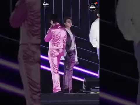 📹 [BANGTAN BOMB] 'Dynamite' Stage CAM (RM focus) @ 2020 AMAs - BTS (방탄소년단) (2)