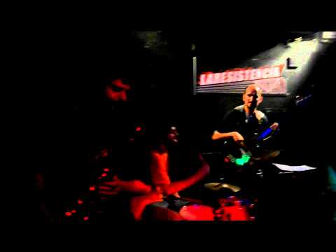 Javato Jones en La Resistencia