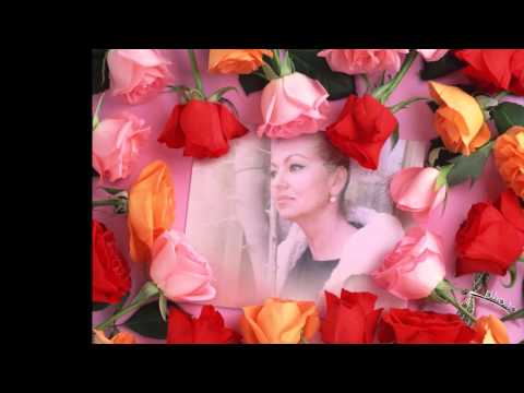 Özlem Uluğaşkun   (Kavanoz Dipli Dünya)