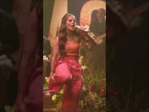 Yo bailo así… Y que? @NicolleHorbath