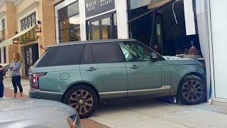 CRAZIEST DRIVERS Caught On Video! Stupid Driving Fails September 2017 III