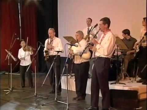 Ivan Varimezov and The UCLA Balkan Band - Mladeshka