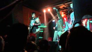 The Casualties @ Gruta 77 - Madrid - Mierda Mundial (Intro) - Riot