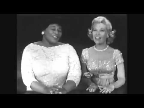 Ella Fitzgerald & Dinah Shore - blues medley (1959)
